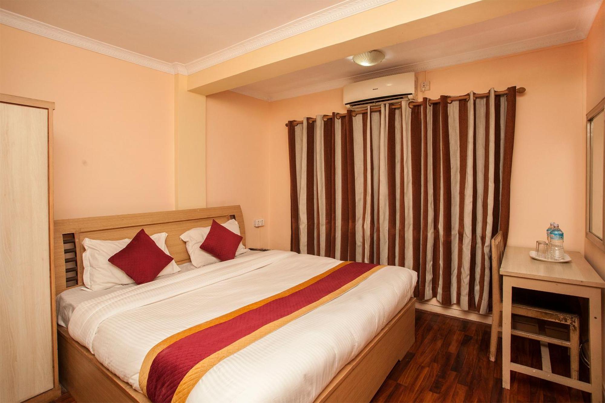 Hotel Mountain Gateway Kathmandu Exterior foto